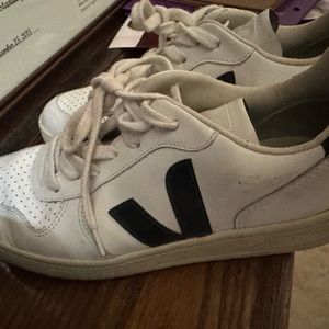 Veja Sneakers Woman’s Size 8
